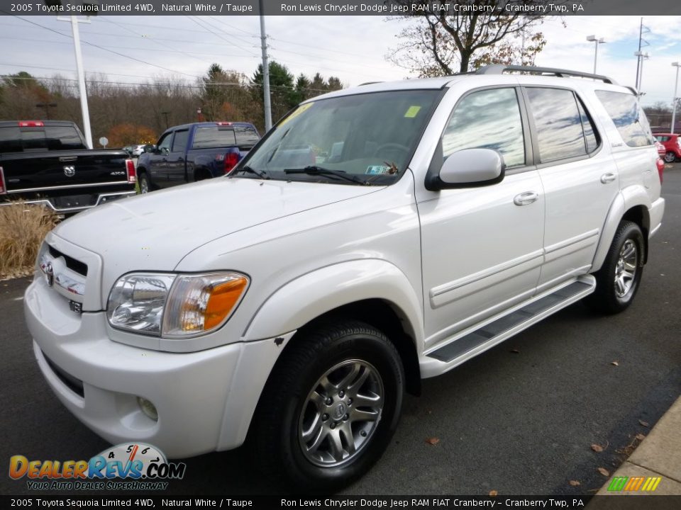 2005 Toyota Sequoia Limited 4WD Natural White / Taupe Photo #10
