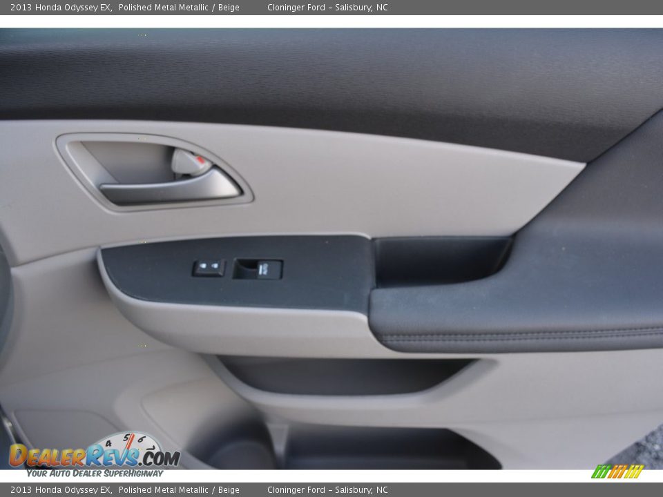 2013 Honda Odyssey EX Polished Metal Metallic / Beige Photo #15