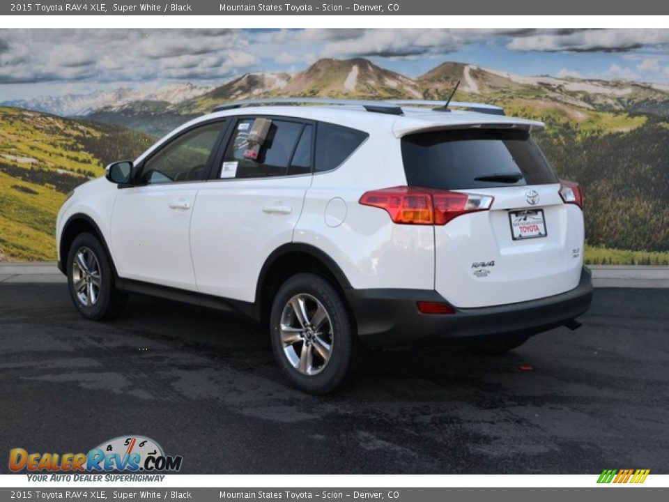2015 Toyota RAV4 XLE Super White / Black Photo #3