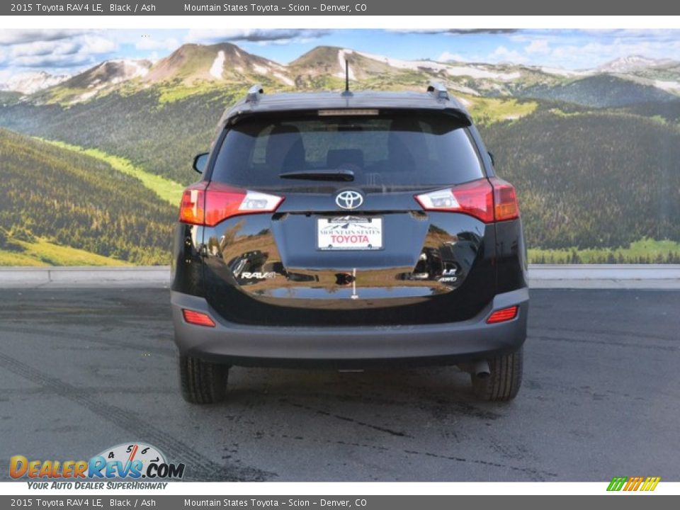 2015 Toyota RAV4 LE Black / Ash Photo #4
