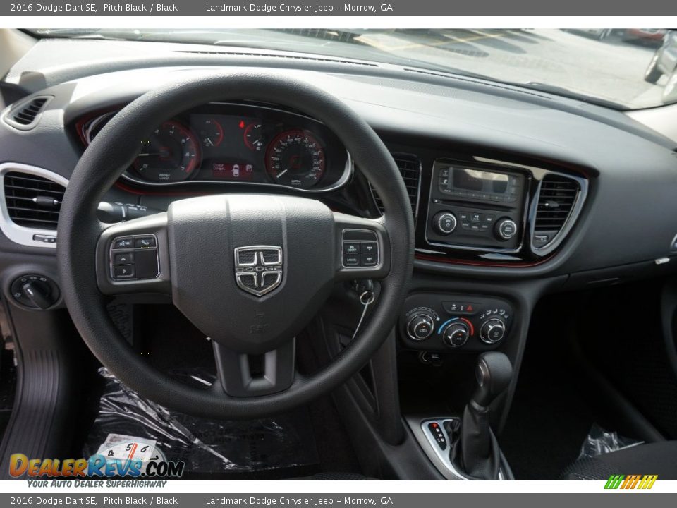 2016 Dodge Dart SE Pitch Black / Black Photo #7
