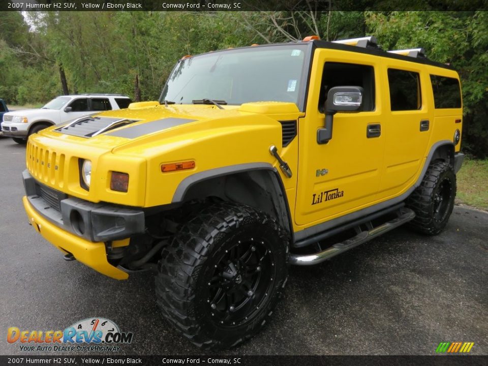 Front 3/4 View of 2007 Hummer H2 SUV Photo #10