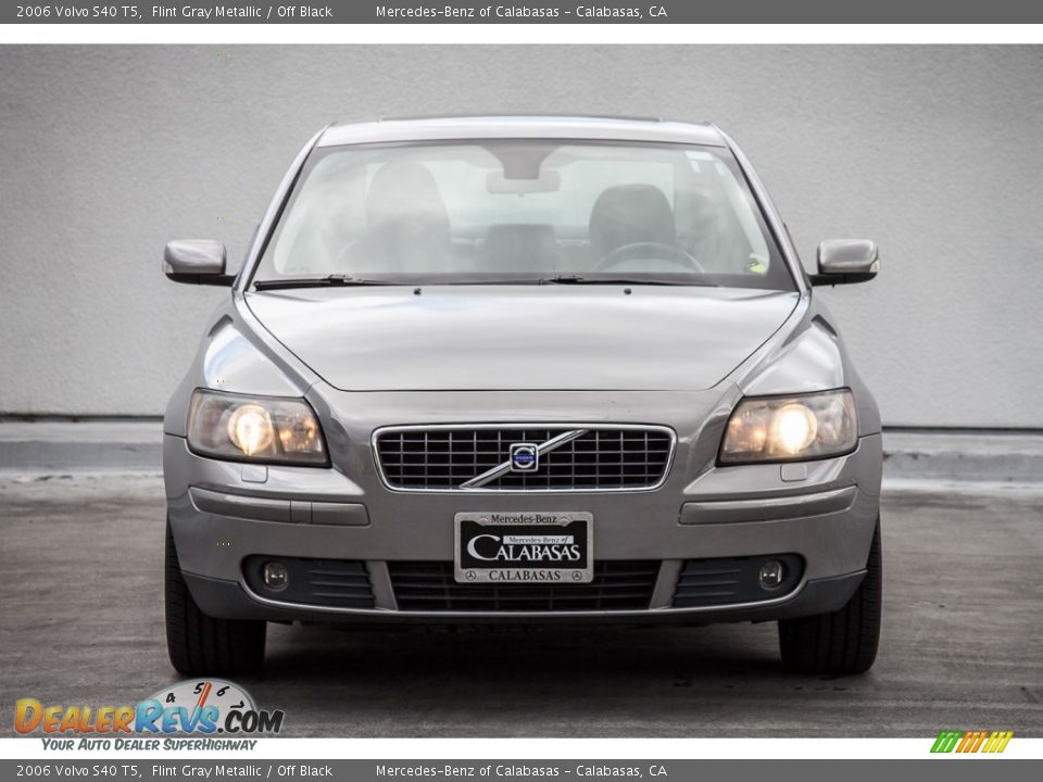 2006 Volvo S40 T5 Flint Gray Metallic / Off Black Photo #2