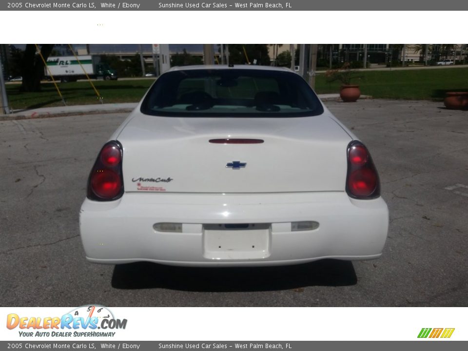 2005 Chevrolet Monte Carlo LS White / Ebony Photo #4