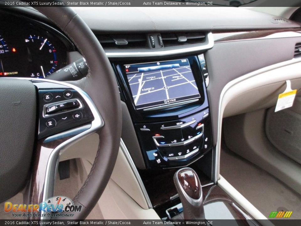 2016 Cadillac XTS Luxury Sedan Stellar Black Metallic / Shale/Cocoa Photo #9