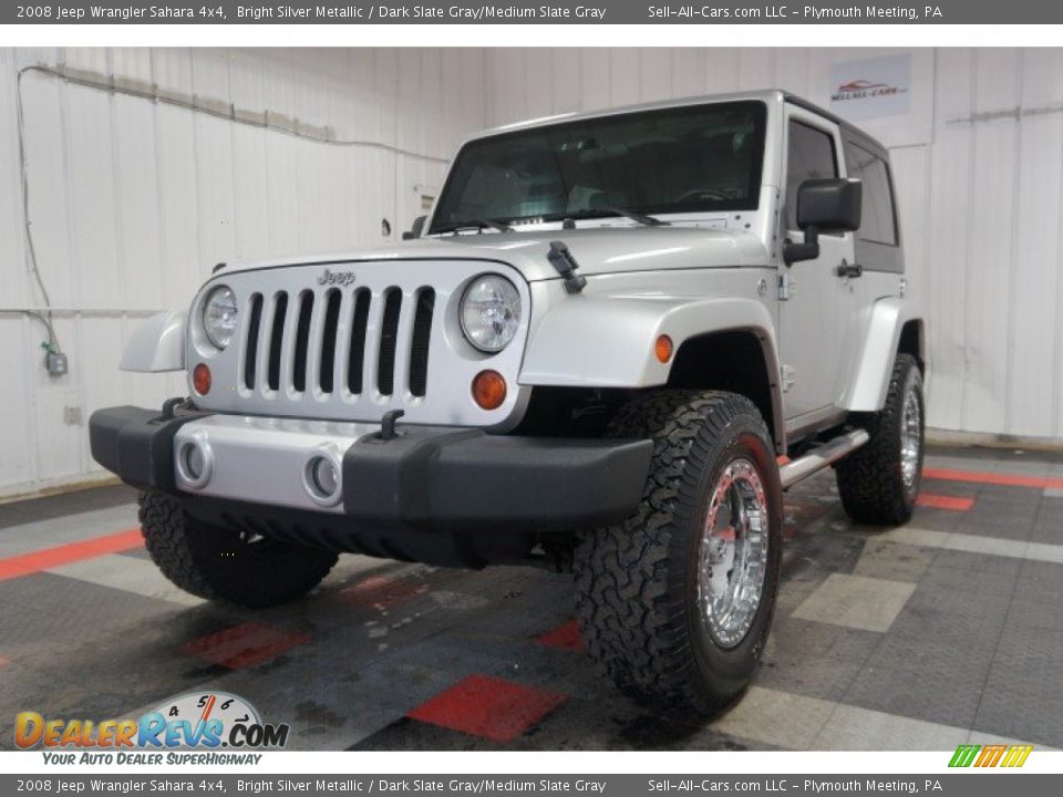 2008 Jeep Wrangler Sahara 4x4 Bright Silver Metallic / Dark Slate Gray/Medium Slate Gray Photo #3