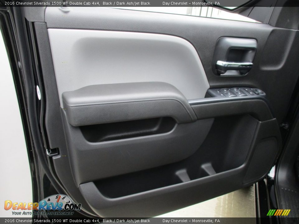 2016 Chevrolet Silverado 1500 WT Double Cab 4x4 Black / Dark Ash/Jet Black Photo #10