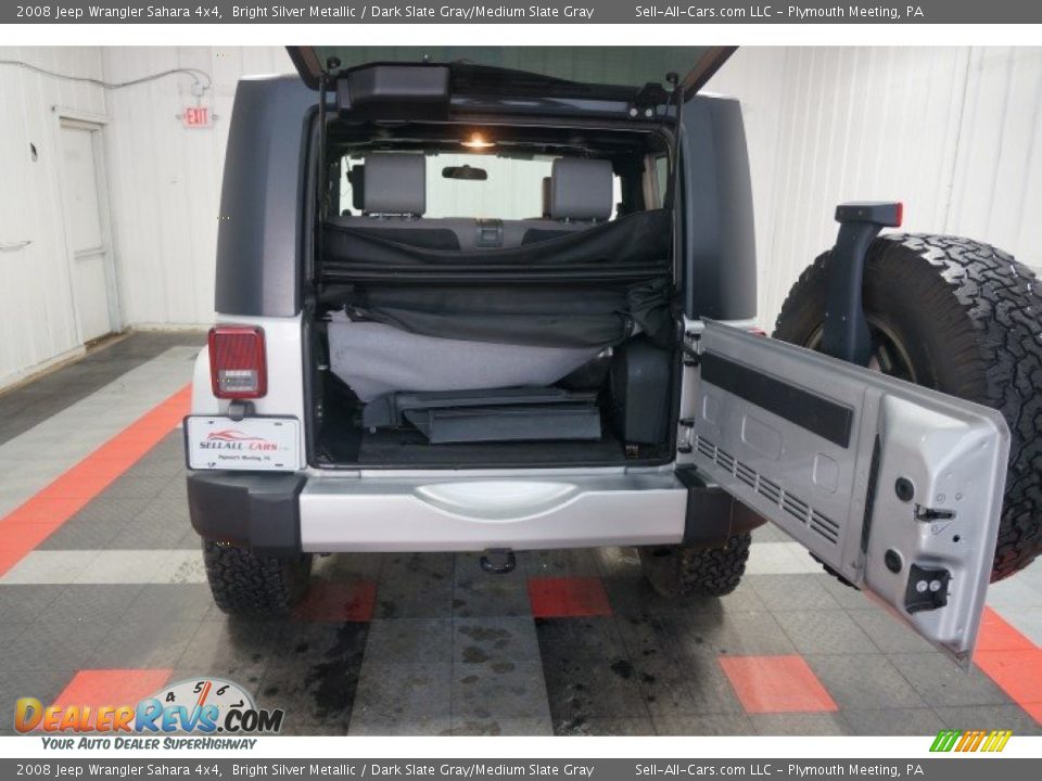 2008 Jeep Wrangler Sahara 4x4 Bright Silver Metallic / Dark Slate Gray/Medium Slate Gray Photo #18
