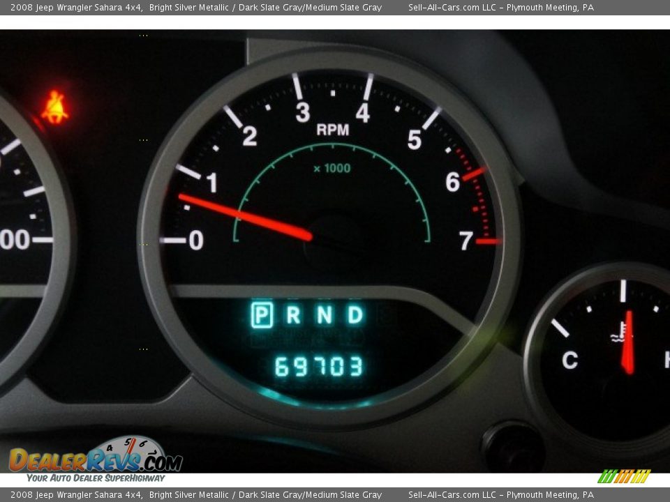 2008 Jeep Wrangler Sahara 4x4 Bright Silver Metallic / Dark Slate Gray/Medium Slate Gray Photo #31