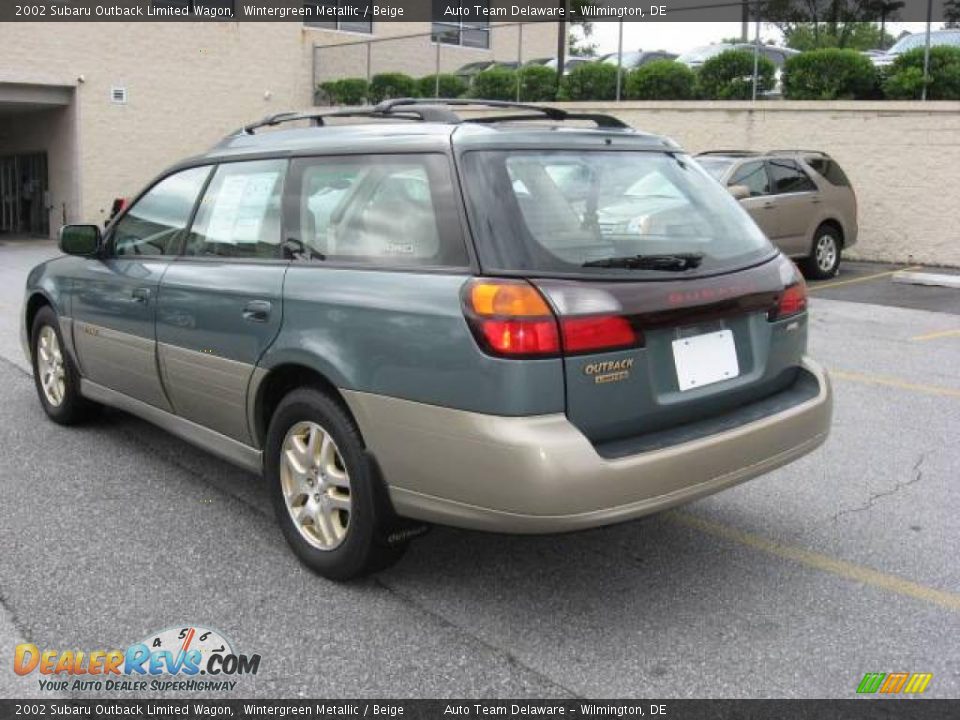 2002 Subaru Outback Limited Wagon Wintergreen Metallic / Beige Photo #6