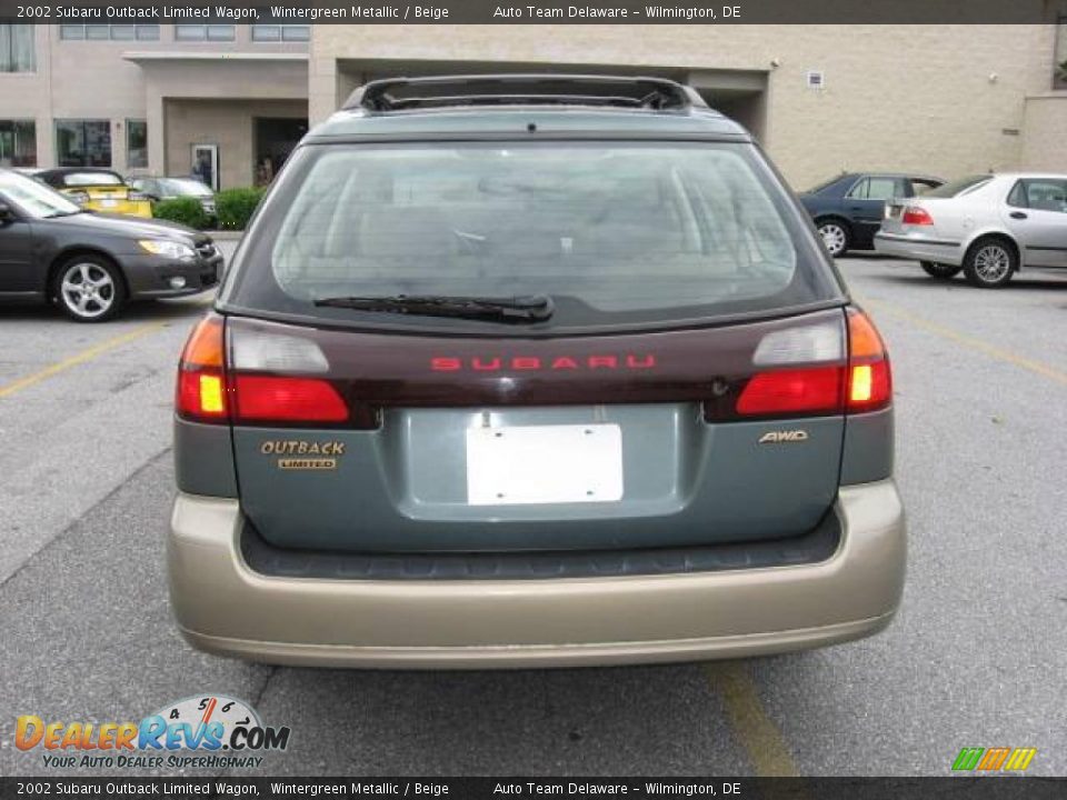 2002 Subaru Outback Limited Wagon Wintergreen Metallic / Beige Photo #7