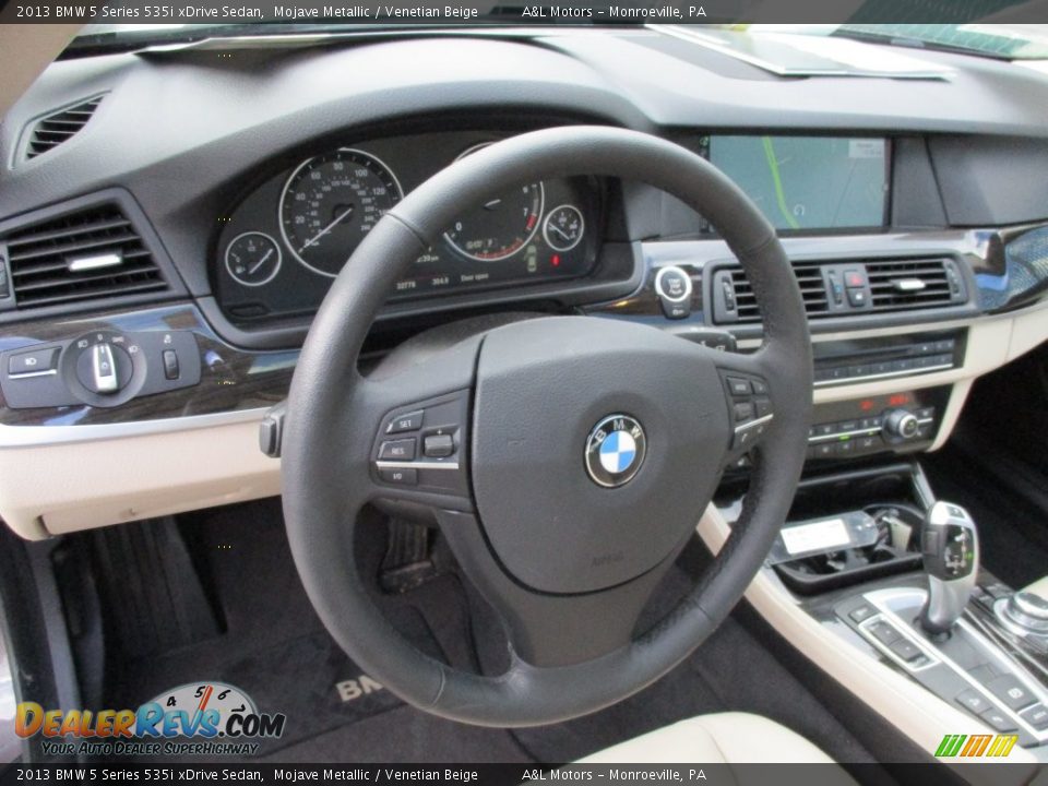 2013 BMW 5 Series 535i xDrive Sedan Steering Wheel Photo #14
