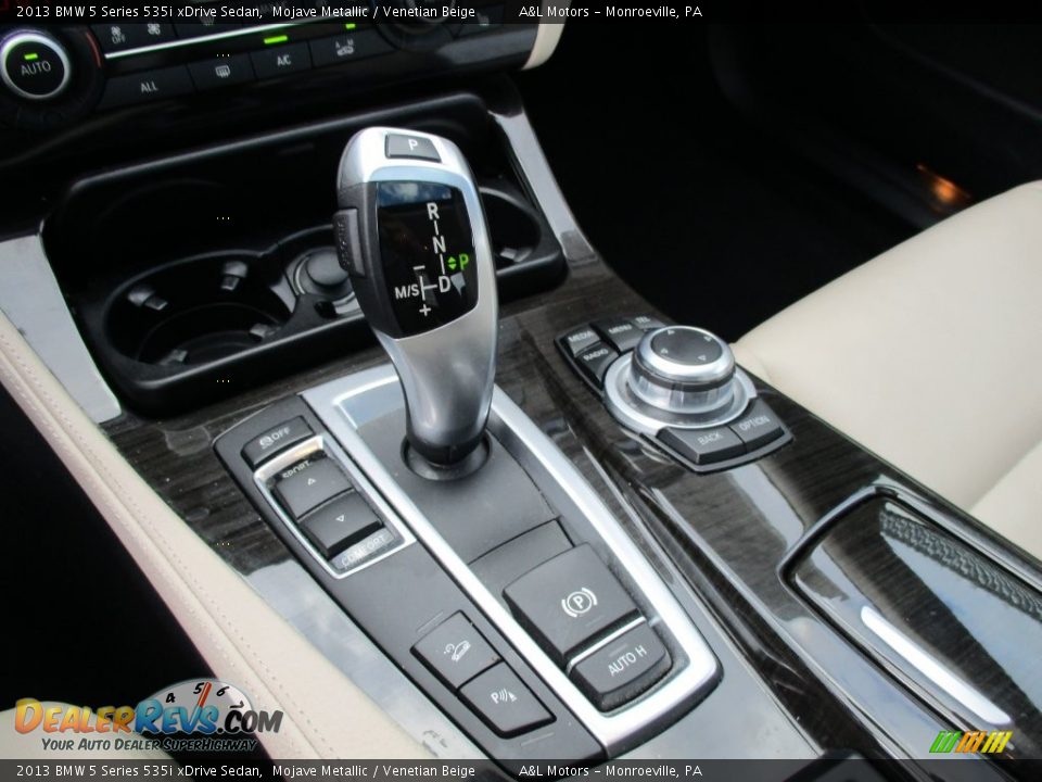 2013 BMW 5 Series 535i xDrive Sedan Shifter Photo #15