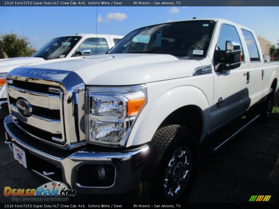 2016 Ford F250 Super Duty XLT Crew Cab 4x4 Oxford White / Steel Photo #2