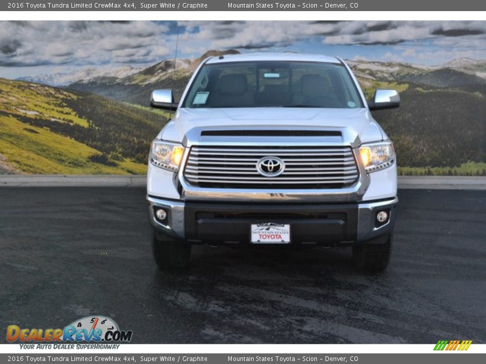 2016 Toyota Tundra Limited CrewMax 4x4 Super White / Graphite Photo #2