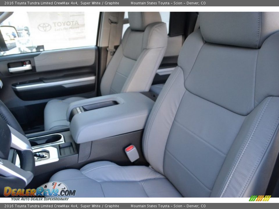 2016 Toyota Tundra Limited CrewMax 4x4 Super White / Graphite Photo #8