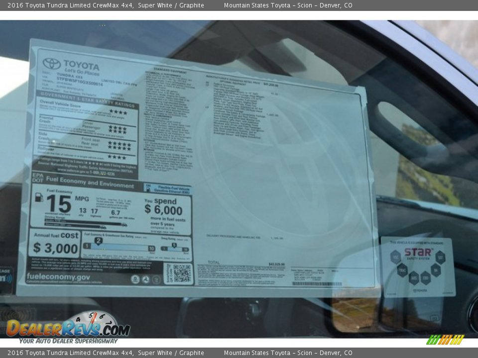 2016 Toyota Tundra Limited CrewMax 4x4 Super White / Graphite Photo #12