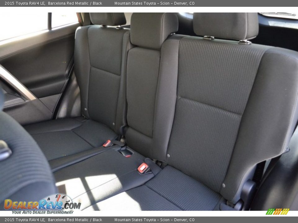 2015 Toyota RAV4 LE Barcelona Red Metallic / Black Photo #7