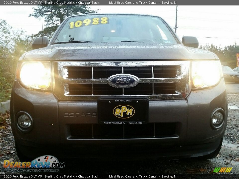 2010 Ford Escape XLT V6 Sterling Grey Metallic / Charcoal Black Photo #2