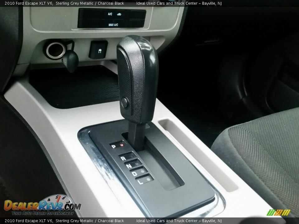 2010 Ford Escape XLT V6 Sterling Grey Metallic / Charcoal Black Photo #17