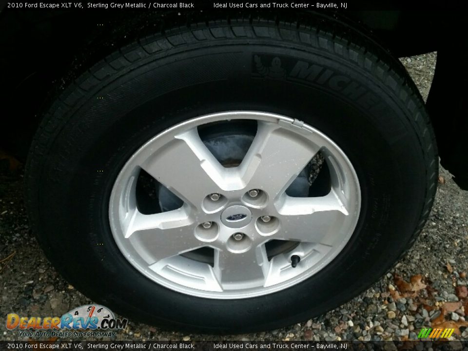2010 Ford Escape XLT V6 Sterling Grey Metallic / Charcoal Black Photo #28