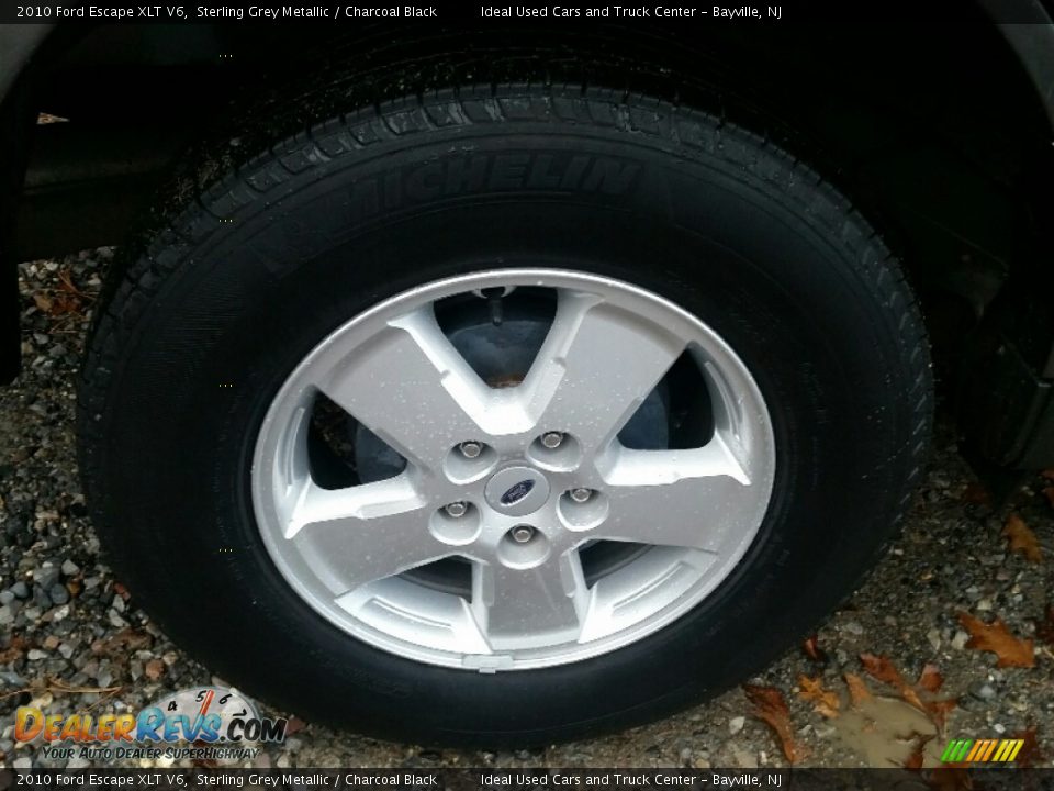 2010 Ford Escape XLT V6 Sterling Grey Metallic / Charcoal Black Photo #29