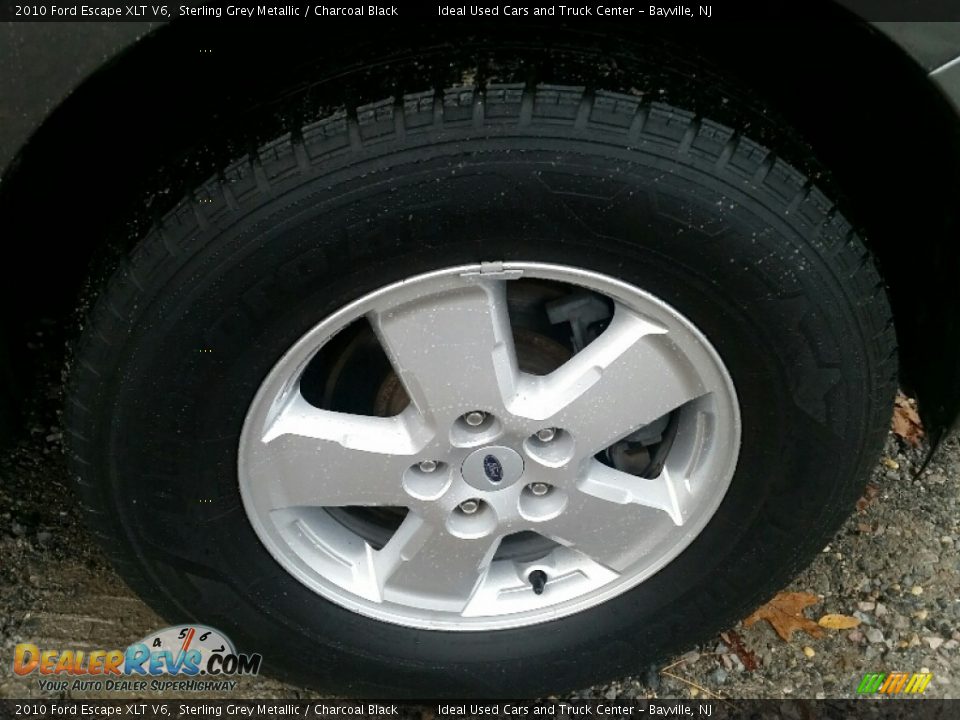 2010 Ford Escape XLT V6 Sterling Grey Metallic / Charcoal Black Photo #30