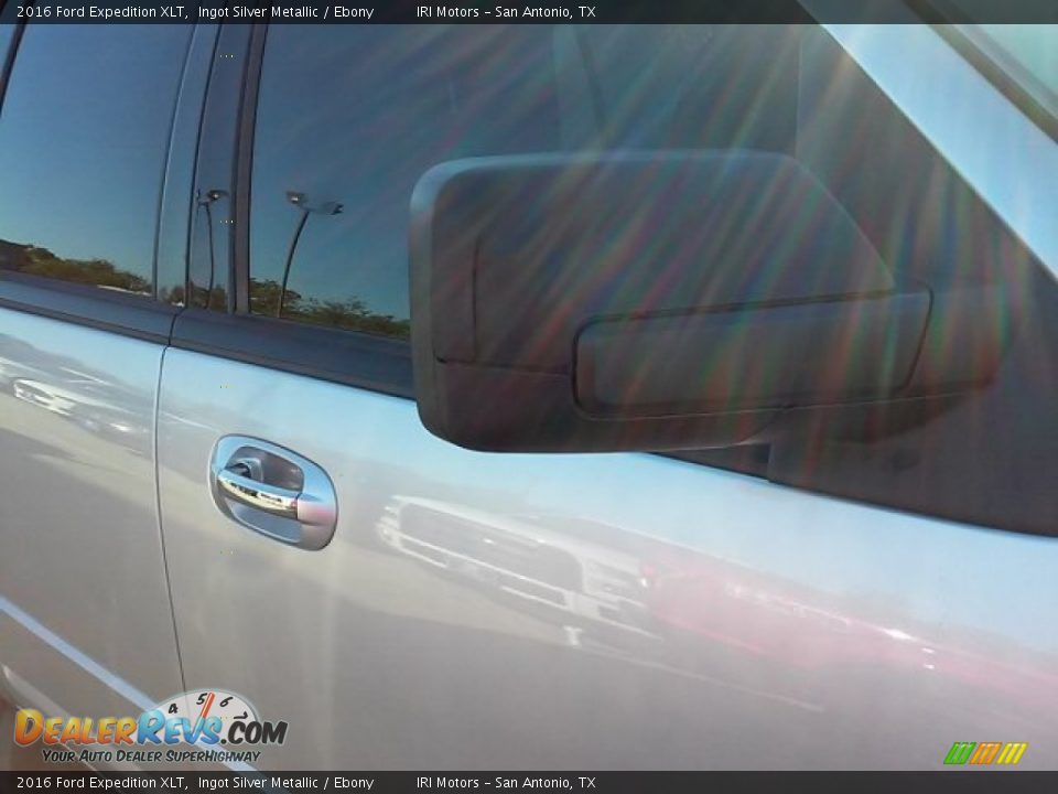 2016 Ford Expedition XLT Ingot Silver Metallic / Ebony Photo #5