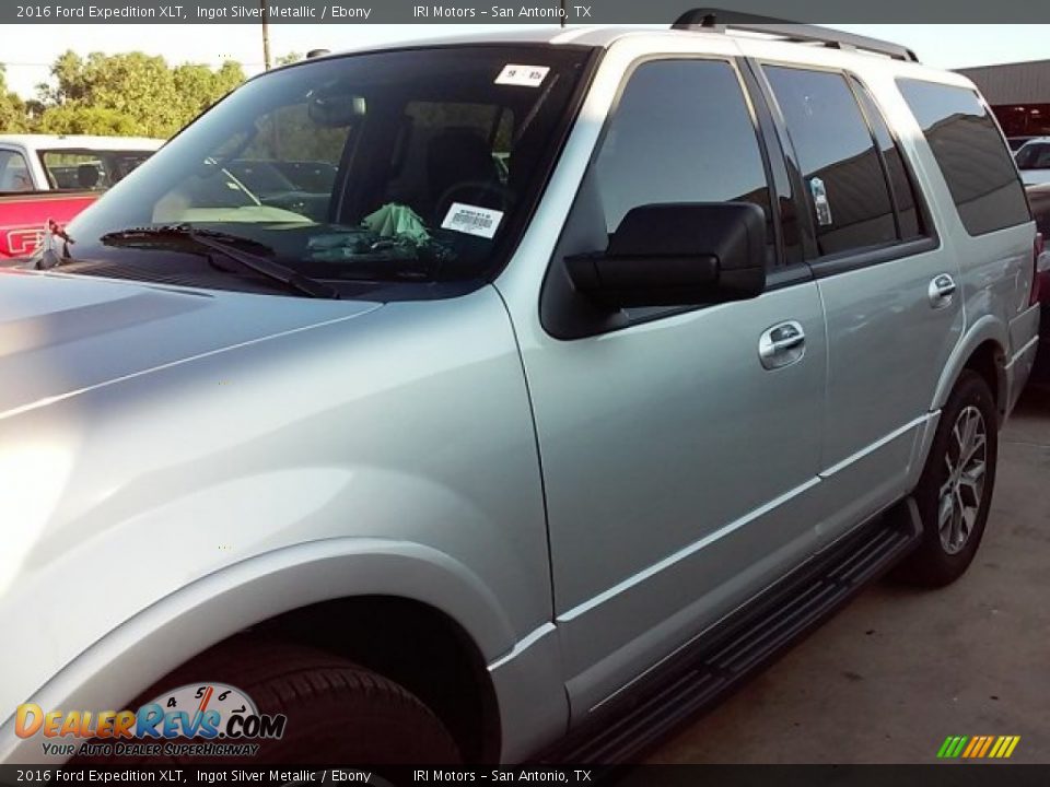 2016 Ford Expedition XLT Ingot Silver Metallic / Ebony Photo #8
