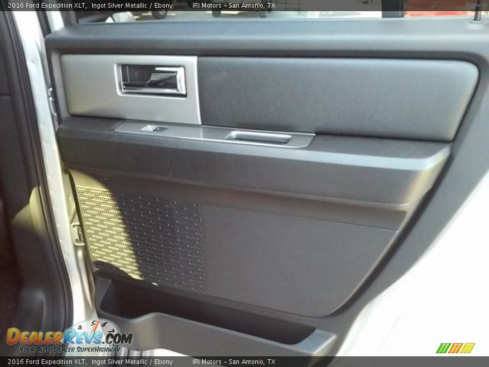 2016 Ford Expedition XLT Ingot Silver Metallic / Ebony Photo #27