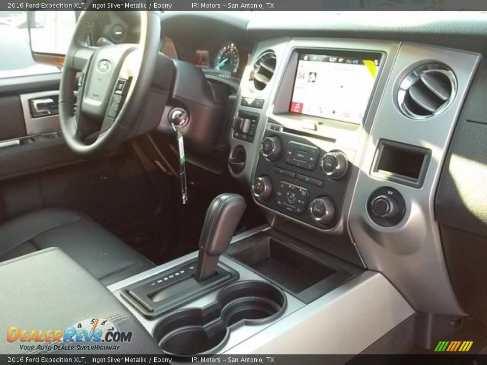 2016 Ford Expedition XLT Ingot Silver Metallic / Ebony Photo #33