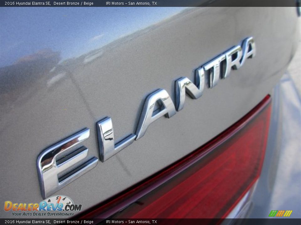 2016 Hyundai Elantra SE Desert Bronze / Beige Photo #5