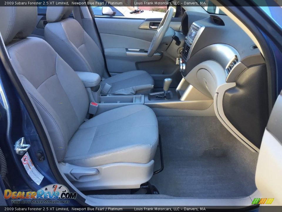 2009 Subaru Forester 2.5 XT Limited Newport Blue Pearl / Platinum Photo #13