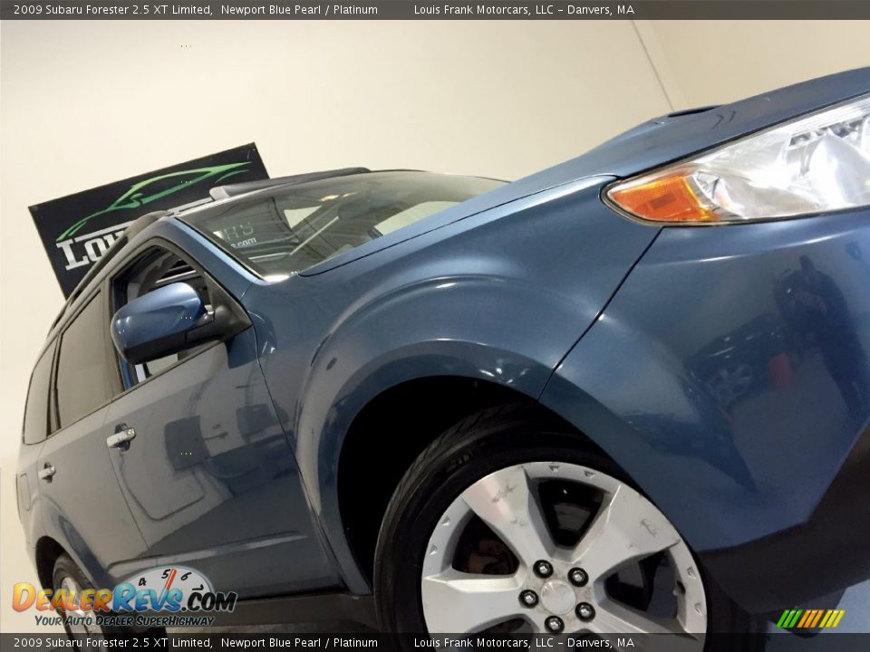 2009 Subaru Forester 2.5 XT Limited Newport Blue Pearl / Platinum Photo #22