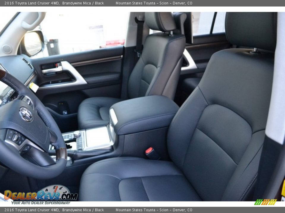 Rear Seat of 2016 Toyota Land Cruiser 4WD Photo #9