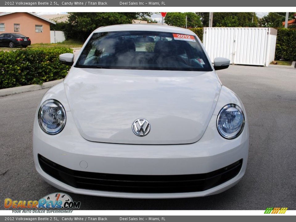 2012 Volkswagen Beetle 2.5L Candy White / Titan Black Photo #3