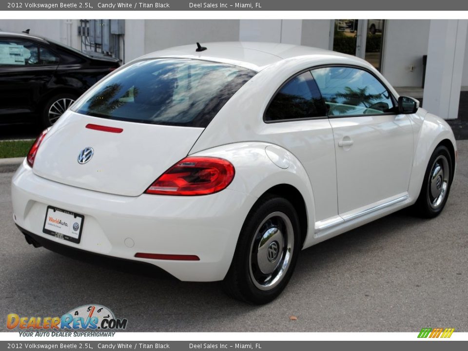 2012 Volkswagen Beetle 2.5L Candy White / Titan Black Photo #9