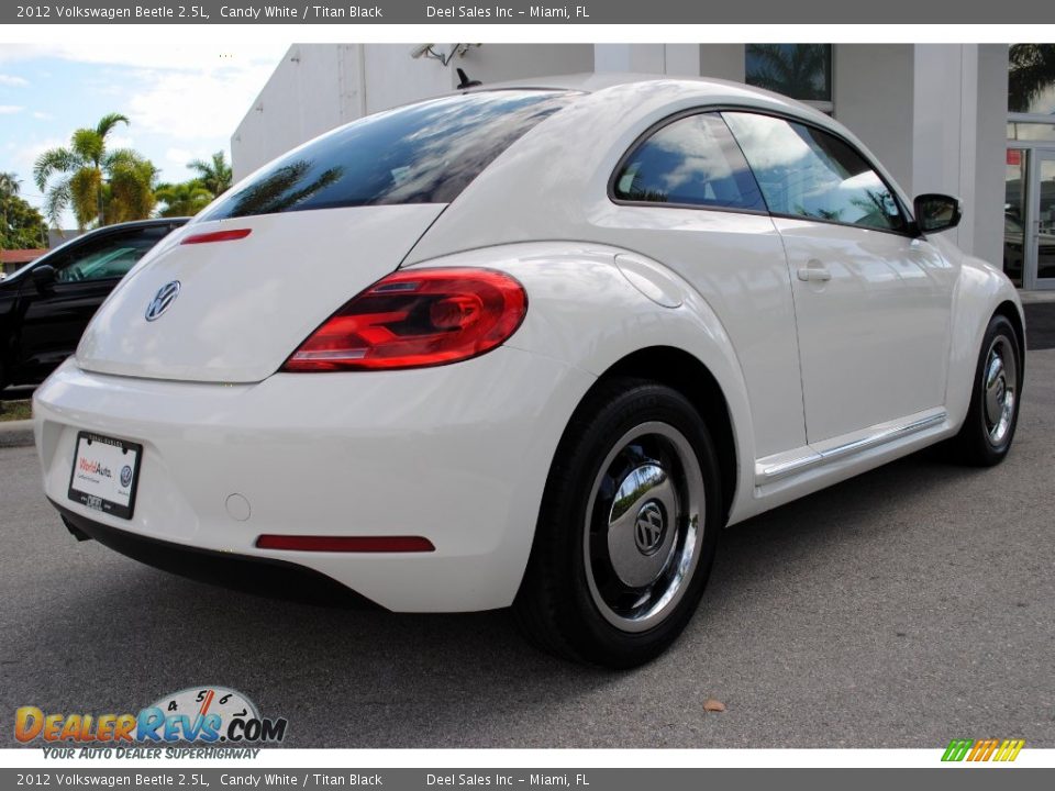 2012 Volkswagen Beetle 2.5L Candy White / Titan Black Photo #10