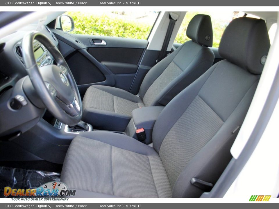 Front Seat of 2013 Volkswagen Tiguan S Photo #14
