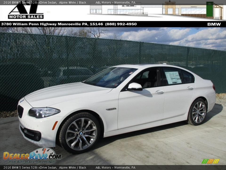 2016 BMW 5 Series 528i xDrive Sedan Alpine White / Black Photo #1