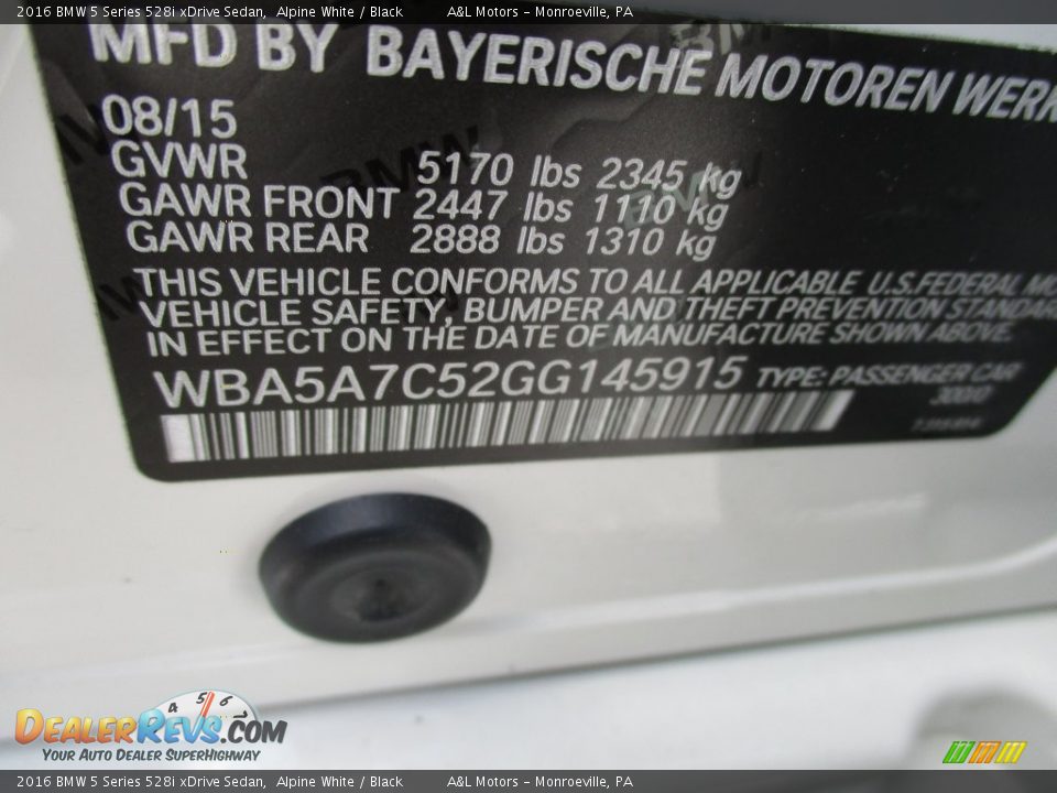 2016 BMW 5 Series 528i xDrive Sedan Alpine White / Black Photo #19