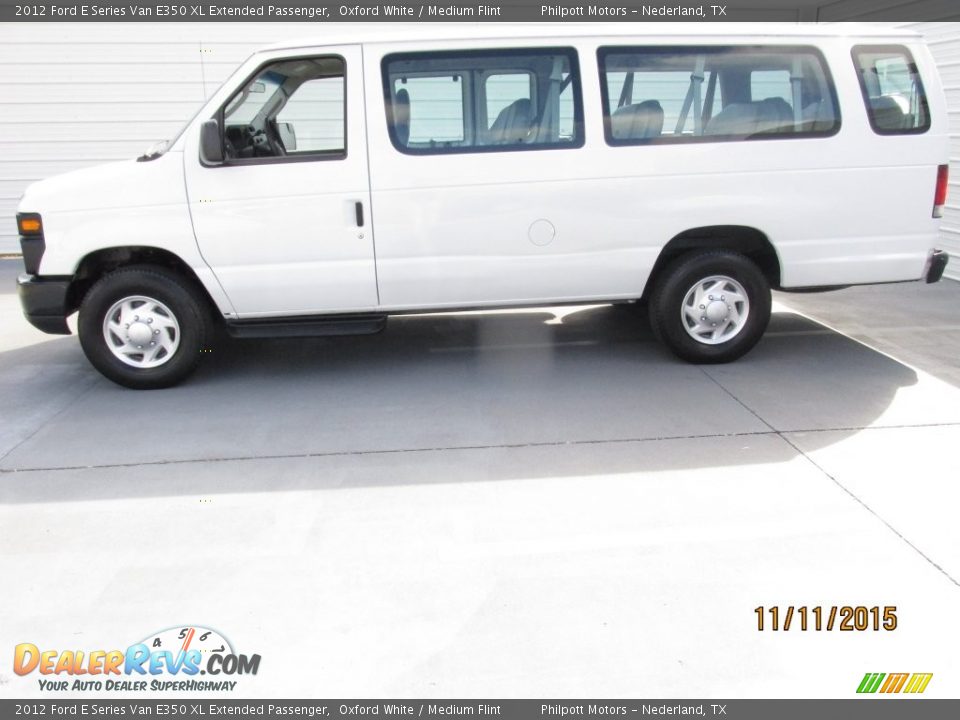 2012 Ford E Series Van E350 XL Extended Passenger Oxford White / Medium Flint Photo #3