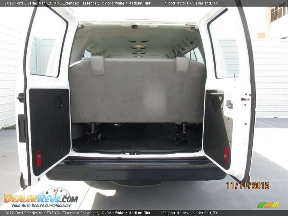 2012 Ford E Series Van E350 XL Extended Passenger Oxford White / Medium Flint Photo #19