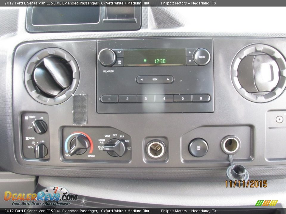 2012 Ford E Series Van E350 XL Extended Passenger Oxford White / Medium Flint Photo #35