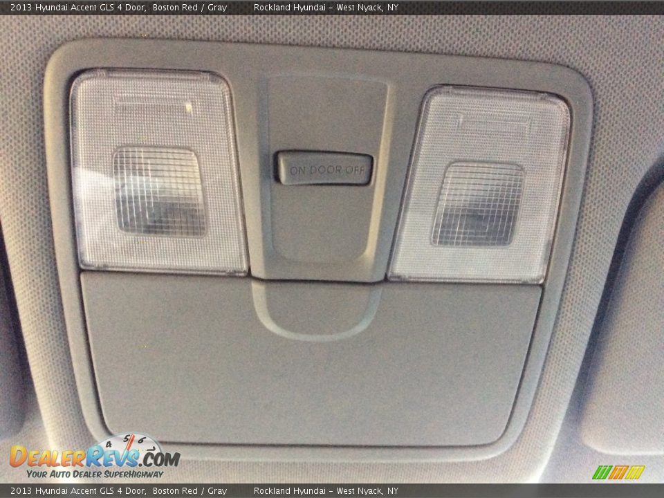 2013 Hyundai Accent GLS 4 Door Boston Red / Gray Photo #12