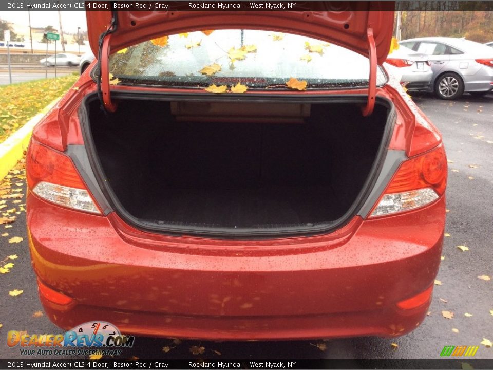 2013 Hyundai Accent GLS 4 Door Boston Red / Gray Photo #20
