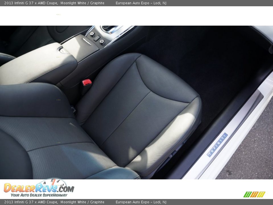 2013 Infiniti G 37 x AWD Coupe Moonlight White / Graphite Photo #16