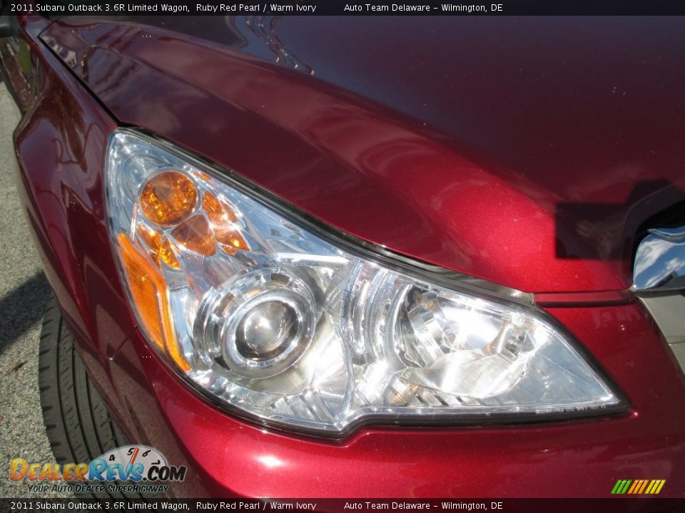 2011 Subaru Outback 3.6R Limited Wagon Ruby Red Pearl / Warm Ivory Photo #24
