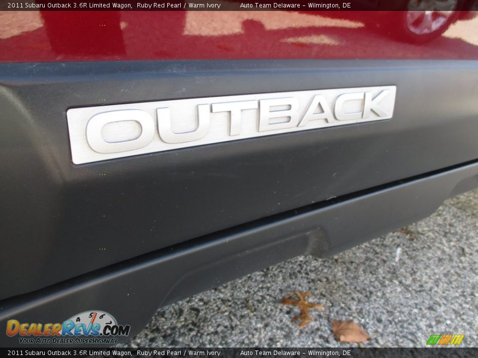 2011 Subaru Outback 3.6R Limited Wagon Ruby Red Pearl / Warm Ivory Photo #26