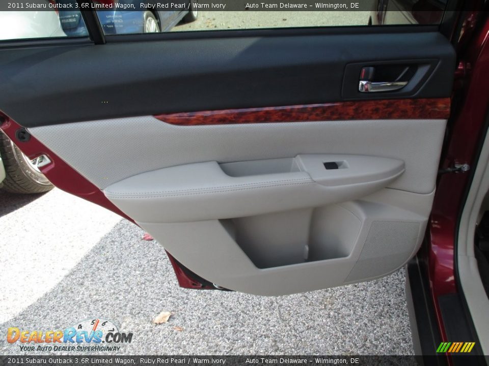 2011 Subaru Outback 3.6R Limited Wagon Ruby Red Pearl / Warm Ivory Photo #29